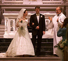 Please wait while images load...