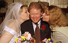 Please wait while images load...