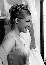 Please wait while images load...