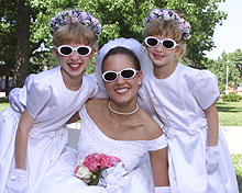 Please wait while images load...