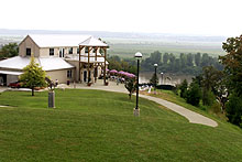 Please wait while images load...