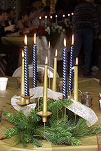 Please wait while images load...