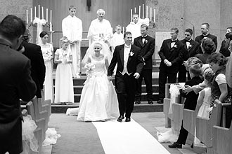 Please wait while images load...