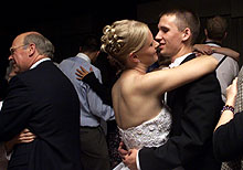 Please wait while images load...