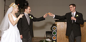 Please wait while images load...